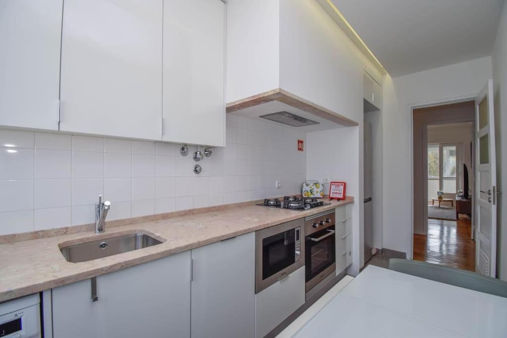 Cozy And Sunny Family Apartment 리스본 외부 사진