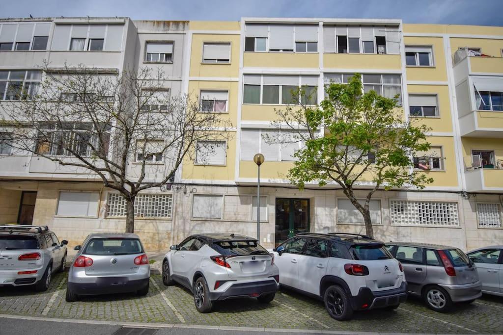 Cozy And Sunny Family Apartment 리스본 외부 사진